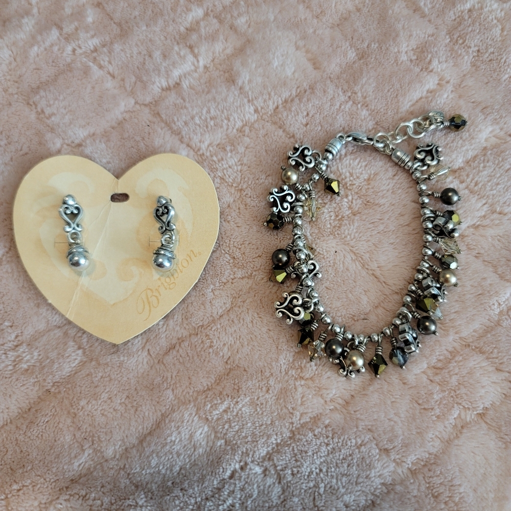 Like New Brighton Bracelet and Earrings.
